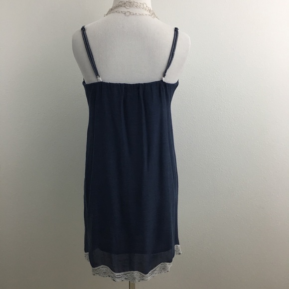 Solemio | Blue & Lacey Dress - Picture 7 of 9